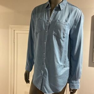 Long sleeve button front blouse. Collared, cuffs.From Stitchfix